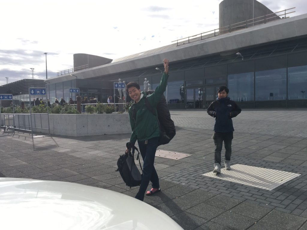 アイスランドレンタカー旅再会
