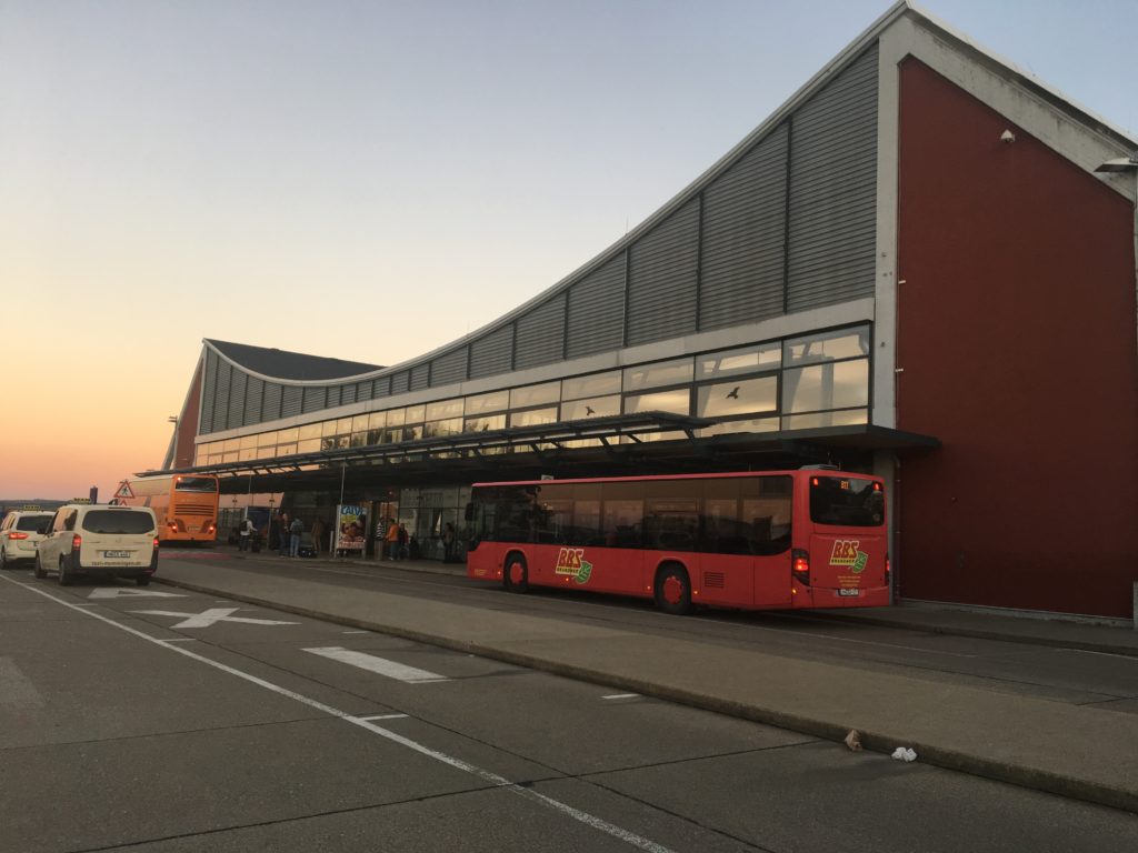 メミンゲン空港