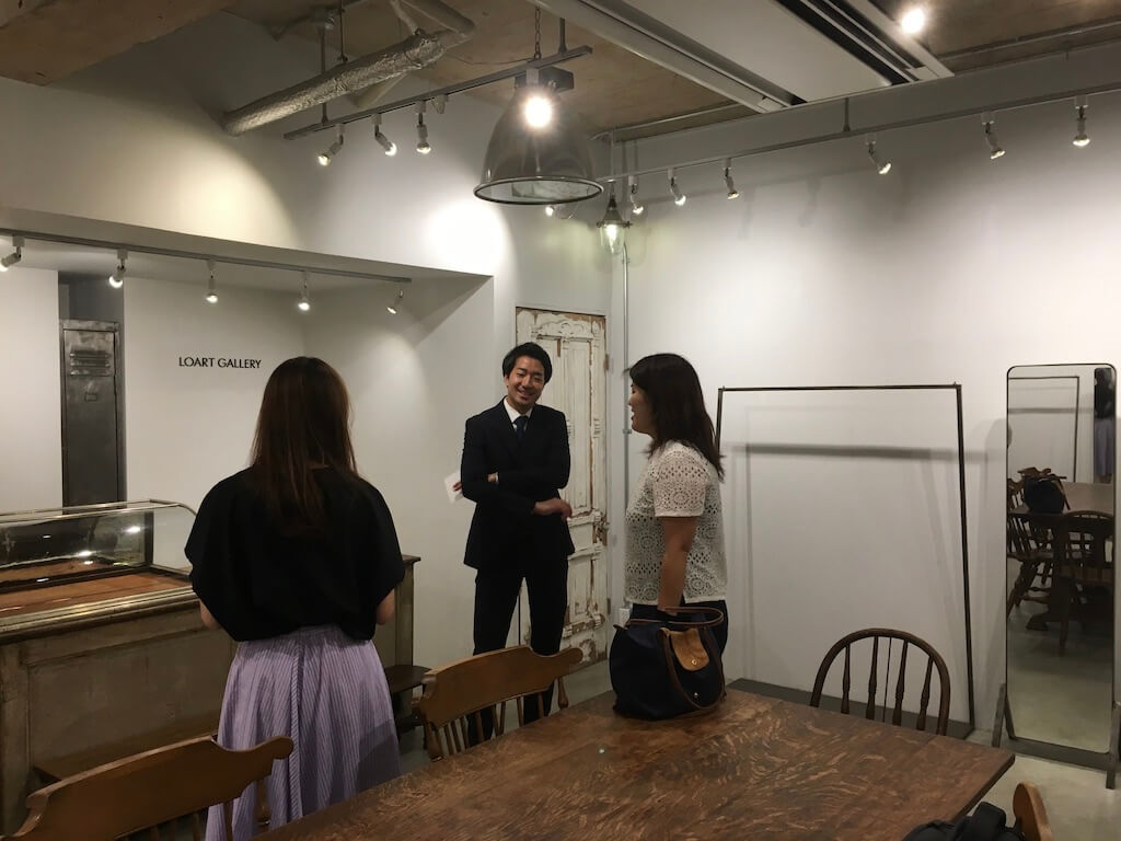 世界一周写真展会場